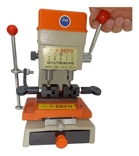 Imagen 9 de 10 de Maquina Copiadora De Llaves Automática Mqv002 Uyustools