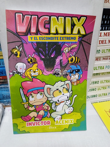 Vicnix Y El Escondite Extremo, Invictor Acenix