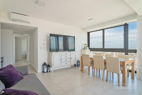 Weik Belgrano Piso Alto Con Terraza Propia 2 Dormitorios 2 Baños Completos Cochera