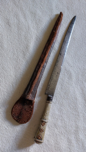 Cuchillo Antiguo