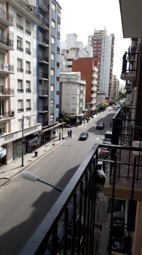 Imagen 1 de 9 de 1 Amb Y Medio Con Balcon A La Calle- En Centro