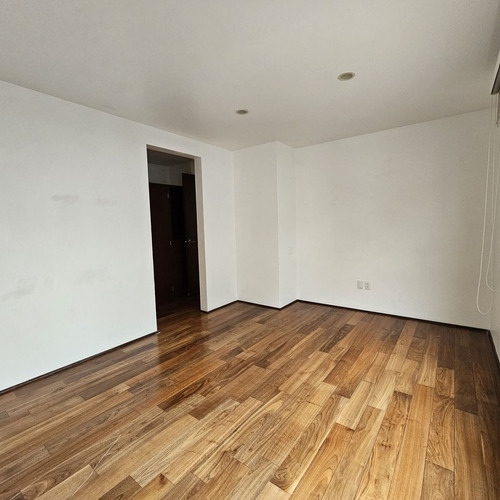 Rento Mo0derna Residencia En Contadero
