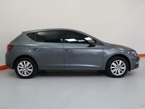 Seat Leon REFERENCE 1.6 AT 5P