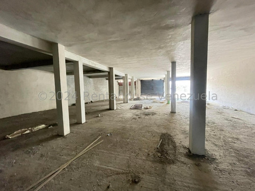 Raiza Suárez Vende Excelente Local Comercial Ubicado En Nueva Segovia 2 4 2 4 3 1 3 Cuenta Con 321 Mts2 En Total De Terreno, Placa De Concreto, 1 Baño