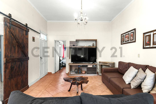 Venta Ph 3 Ambientes Con 2 Patios - Florida Oeste