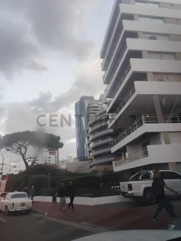 Alquiler Anual Aparatamento 2 Dorm 2 Baños Punta Del Este · Foto 2