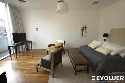 219mts², 2 Dormitorios En Suite Con Cochera, Los Molinos Building.