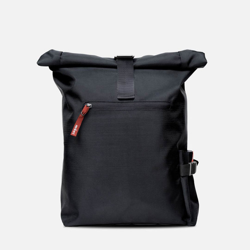 Morral Color Negro Marca Mont De 20 Litros