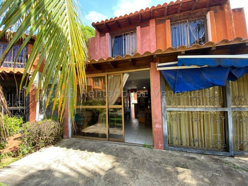 Venta De Townhouse En Playa Guacuco Margarita