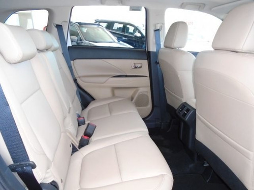 Mitsubishi Outlander Hpe-s 2.2 Di-d Awd, Mit3245
