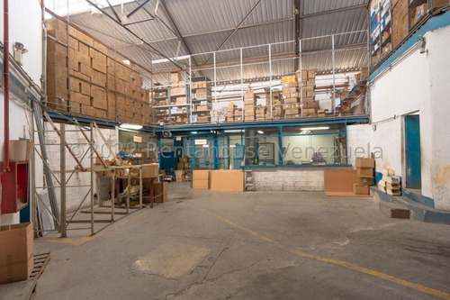 Imagen 16 de 21 de Lmgc Vende Galpon De 4400 Mtrs Techados En Boleita Norte