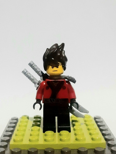 Lego Minifigura Original Ninja Rojo Kai Ninjago 70608