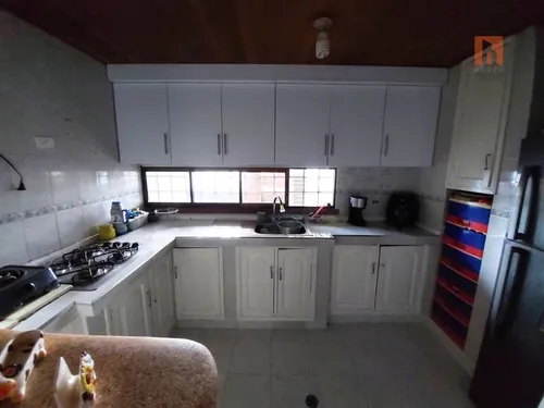 Venta De Local Y Apartamento En Hipodromo
