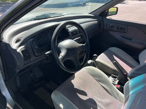 Subaru Impreza Gl1.6 - No Permuto!