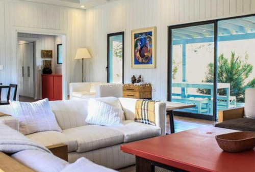 Casa En Venta De 3 Dormitorios En Punta Del Este , Jose Ignacio - Ref: 3815