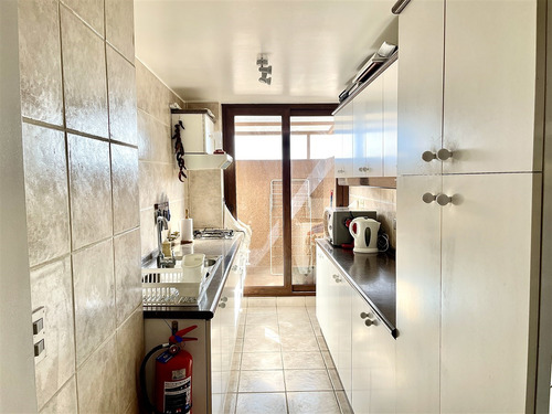 Departamento En Venta De 4 Dorm. En Lo Barnechea