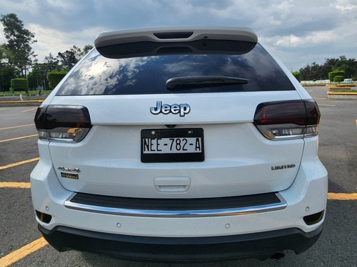 Jeep Grand Cherokee 5.7 Limited Lujo 4x4 At
