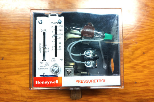 Control De Presión 10 A 150 Psi Modelo L404a1396 Honeywell