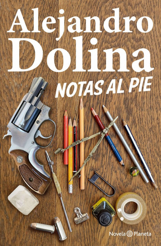 Libro Notas Al Pie En Librería Montevideo