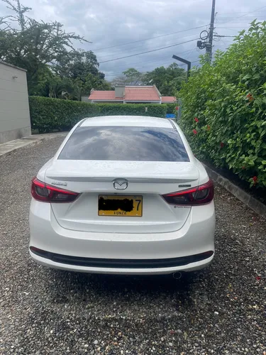 Mazda 2 Sedan 1.5 Grand Touring Lx At