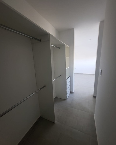 Imagen 10 de 28 de Claros Del Bosque / Village, Duplex De 3 Dormitorios, Escritorio, Pileta, Asador