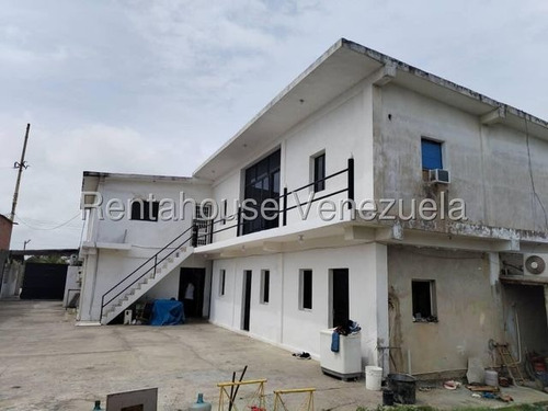 Casa Super Potencial Para Hacer Tu Mejor Inversión A 200m De La Playa 25-14684