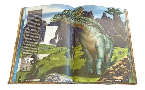 Tras La Pista Del Dinosaurio 1t+1 Cuaderno Y Calcomanías