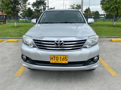 Imagen 13 de 25 de Toyota Fortuner 2.7