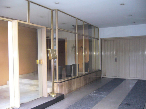 Departamento En Venta - 4 Dormitorios 3 Baños - Cochera - 180mts2 - Belgrano