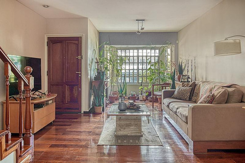 Venta Casa 5 Ambientes Impecable Triplex Garage Caballito