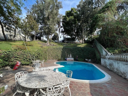 Casa Para Remodelar En Venta En Colinas De San Javier Lujo