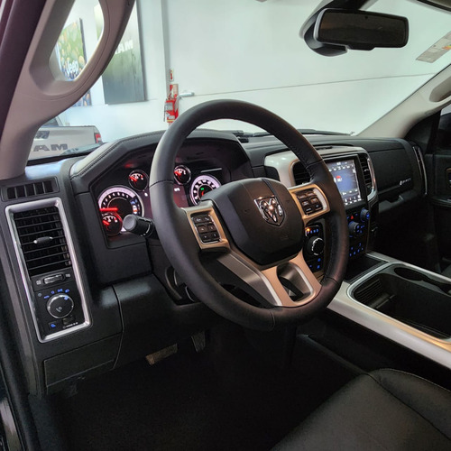 Ram Ram 1500 Laramie Night Edition 4x4 Oferta 2025