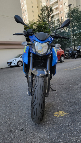 Suzuki  Gsx S750 