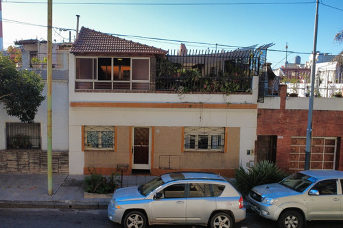 Venta Casa 4 Dorm., Patio Y Terraza - Boedo