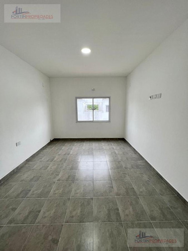 Imagen 14 de 24 de Dúplex En Venta 2 Dormitorios, Cochera. La Plata- Villa Elvira- Zona Sur
