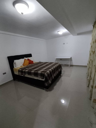 Imagen 7 de 13 de Casa En Alquiler Tucacas