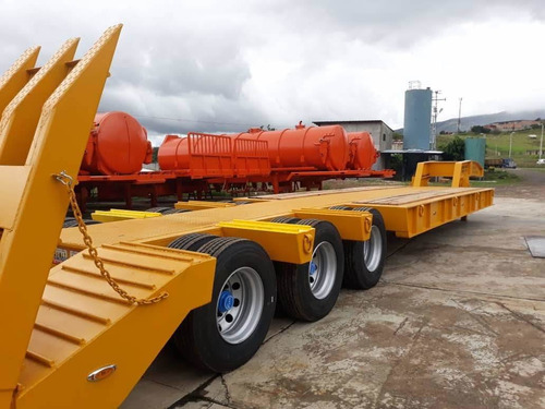 Equipamientos Lowboy Cama Plana De 80 Toneladas