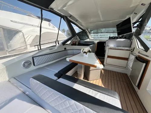 Genesis Delta 2013 - 2 Volvo330hp - Roca & Terrizzano Barcos
