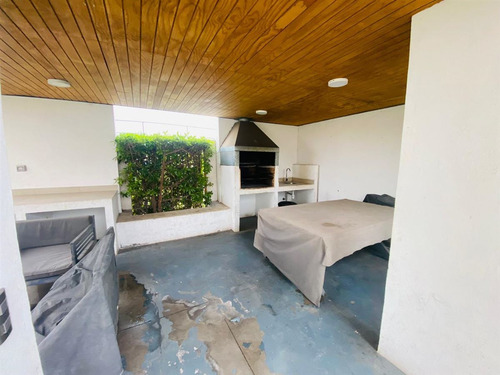 Departamento En Venta De 1 Dorm. En Coquimbo