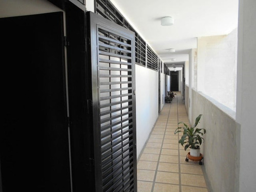 Apartamento En Venta El Tambor Es24-25978
