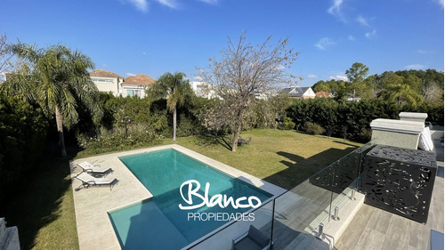 Casa En Venta En La Lomada, Pilar, G.b.a. Zona Norte