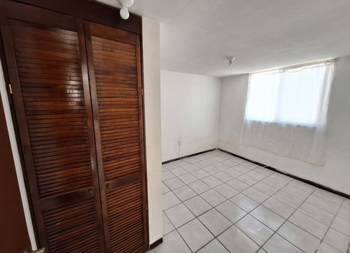 Casa En Remate Con Excelente Plusvalía Muy Cerca Del Centro De Querétaro Yqh