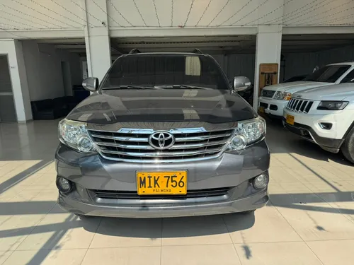 Toyota Fortuner 2.7l 4x2