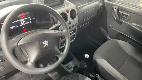 Imagen 23 de 25 de Peugeot Partner Confort Hdi