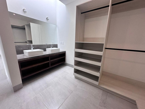 Venta De Casa Nueva En Mayorazgo 3 Recamaras Cada Una Con Baño
