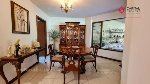 Casa En Venta En Providencia Espacios Amplios