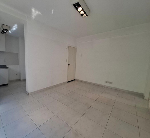 Departamento En Venta - 1 Dormitorio 1 Baño - Ramos Mejía