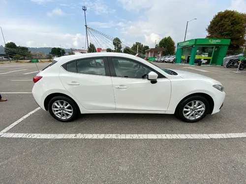 Mazda 3 2.0 Touring
