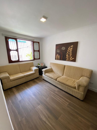 Imagen 5 de 13 de Vendo Casa En Urbanización Los Naranjos