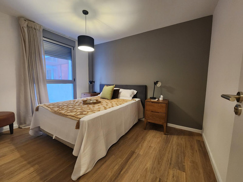 Apartamento En Venta 2 Dormitorios Barrio Sur Terraza Cochera